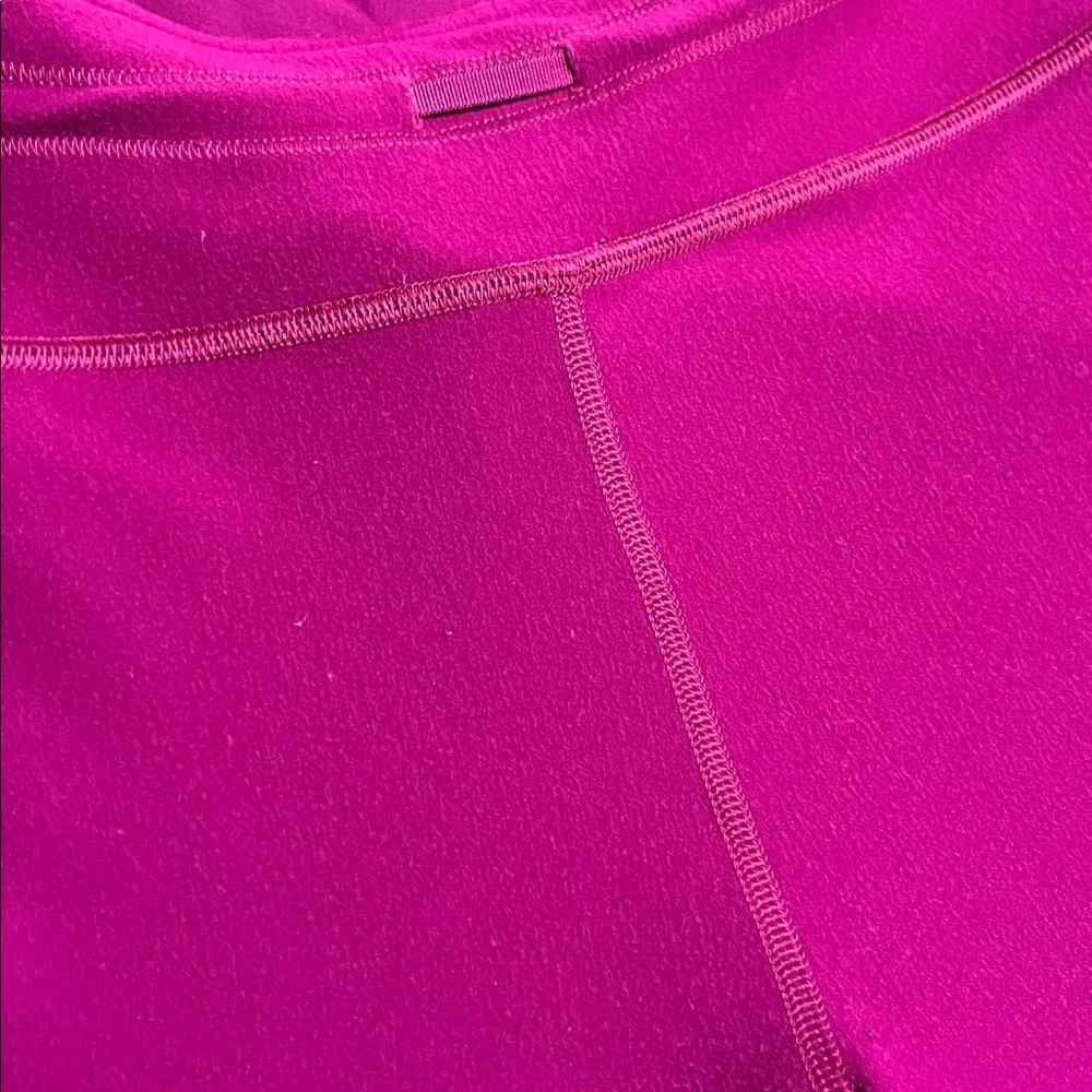 Lululemon Chase the Chill Super High-Rise Tight 28